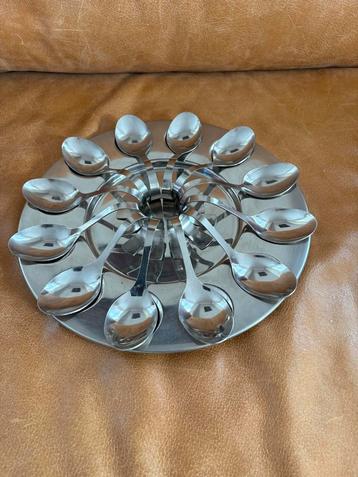 Zilveren Amuse Lepels op Bord beschikbaar voor biedingen