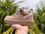 Ugg Lowmel Sand, Kleding | Dames, Ophalen of Verzenden, Nieuw, Beige, Sneakers of Gympen