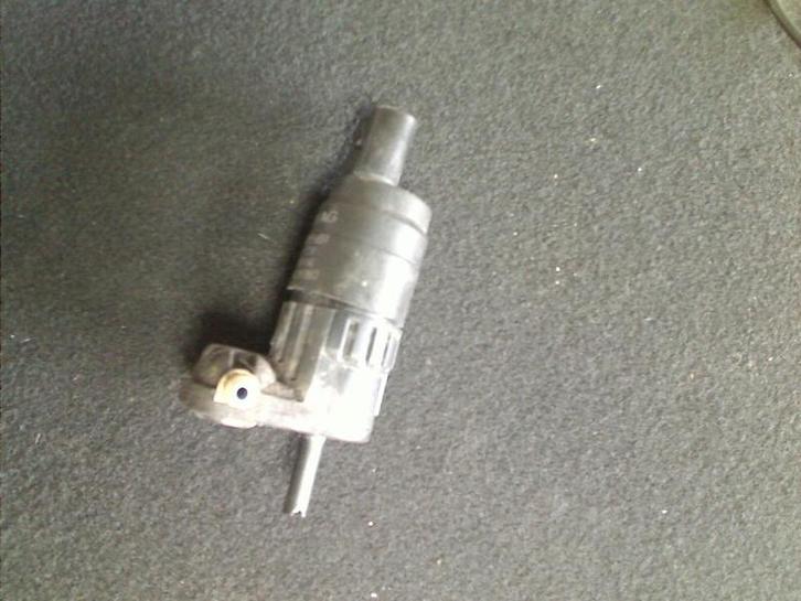 RUITENSPROEIERPOMP VOOR Polo VI (AW1) (-1K6955651), Auto-onderdelen, Ruiten en Toebehoren, Volkswagen, Gebruikt