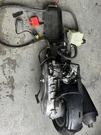 Hexagon 125 blok, Motoren, Ophalen, X, C, X