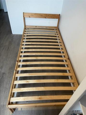 Eenpersoonsbed beschikbaar voor biedingen