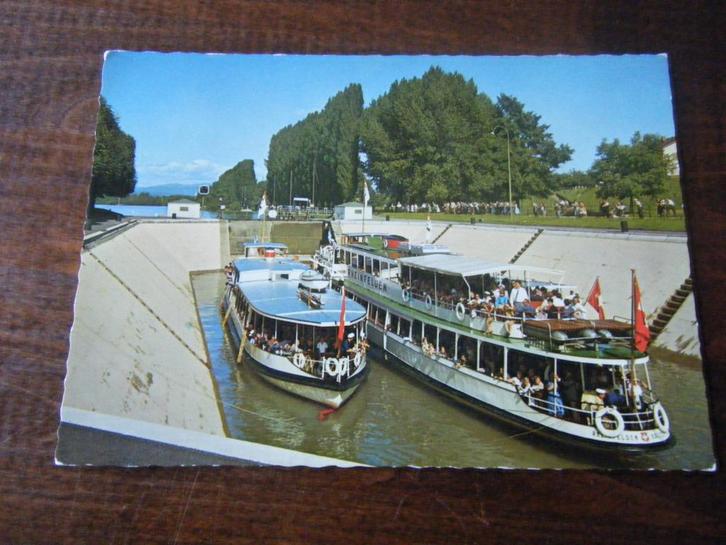 W30 - Zwitserland - Basel - Sluis - Mooi/Oud, Verzamelen, Ansichtkaarten | Buitenland, Overig Europa, Verzenden