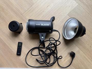 Godox sl60w beschikbaar voor biedingen
