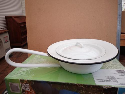 Antieke emaille bedpan met deksel, Antiek en Kunst, Antiek | Emaille, Ophalen of Verzenden