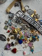 Vintage bedels sieraden in bloemen doos, Verzenden, Zo goed als nieuw