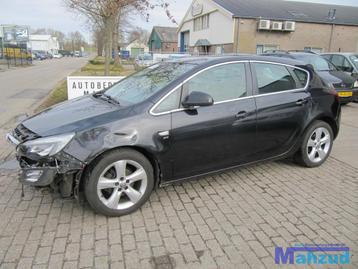 OPEL ASTRA J COMPLEET INTERIEUR 5 DEURS ZWART beschikbaar voor biedingen