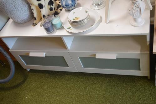 Wit tv-meubel met glas en lades | Compact en praktisch, Huis en Inrichting, Kasten | Televisiemeubels, Zo goed als nieuw, Minder dan 100 cm