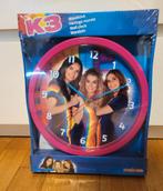 Nieuw! K3 klok, blauw, roze, Ophalen of Verzenden, Nieuw, Analoog, Wandklok