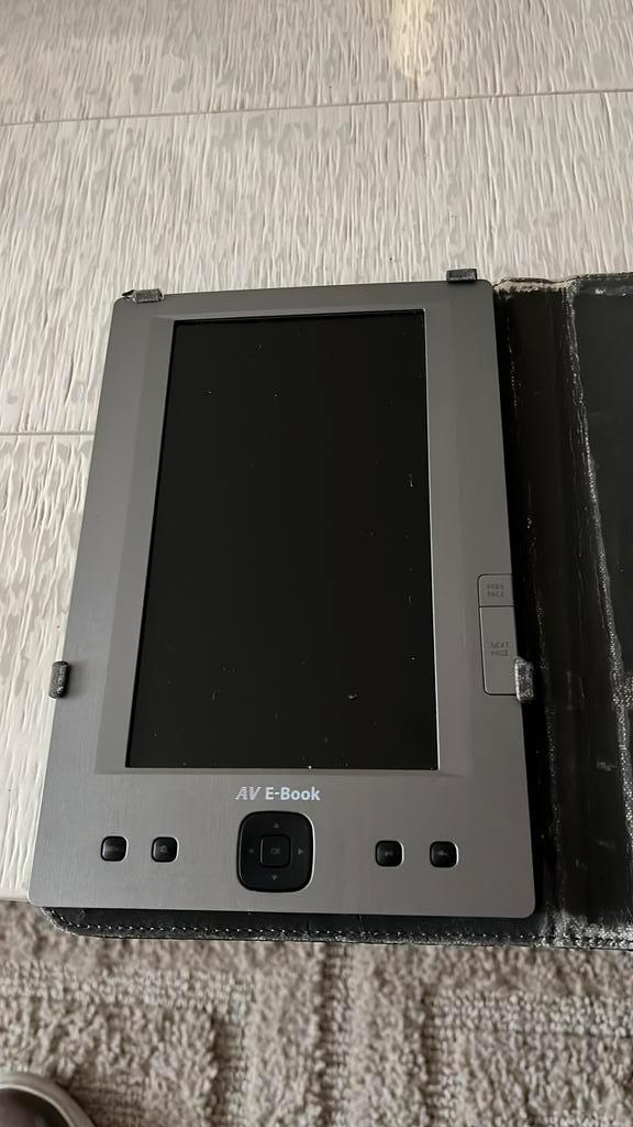 E book, Computers en Software, E-readers, Gebruikt, 6 inch of minder, Uitbreidbaar geheugen, Ophalen of Verzenden