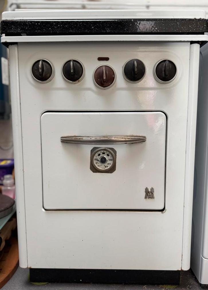 Etna vintage gasfornuis, Witgoed en Apparatuur, Fornuizen, Gebruikt, Vrijstaand, Gas, 4 kookzones, 85 tot 90 cm, Ophalen