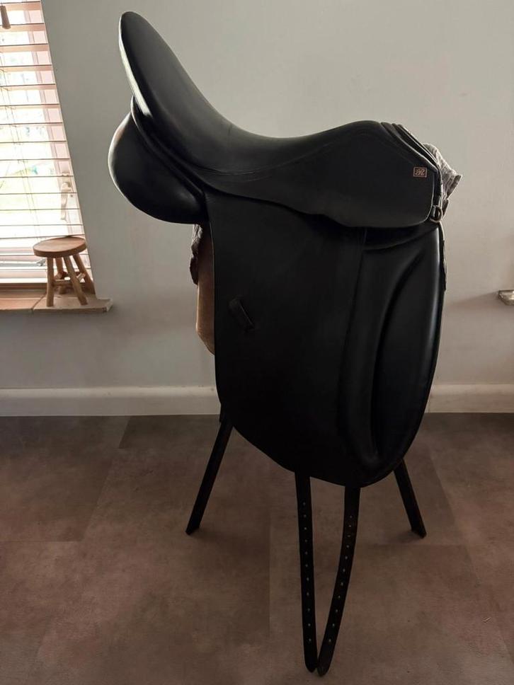 Rossner America dressuurzadel, Dieren en Toebehoren, Paarden en Pony's | Zadels, Gebruikt, Dressuur, Ophalen of Verzenden