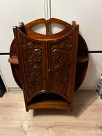 Antiek Wandkastje met Roos Motief, Antiek en Kunst, Ophalen