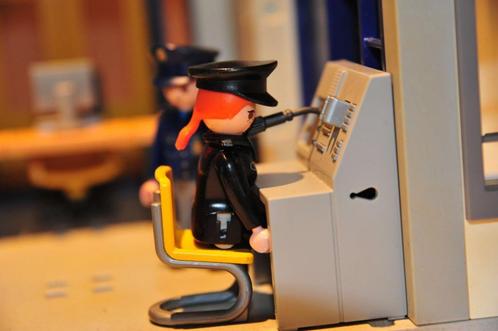 playmobil Politiebureau en nog véél meer Politie!, Kinderen en Baby's, Speelgoed | Playmobil, Gebruikt, Complete set, Ophalen of Verzenden