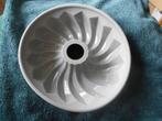 Bakvorm silicone tulband 24cm en ca. 6cm hoog gebruikt,, Ophalen, Gebruikt, Taarten, Bakvorm