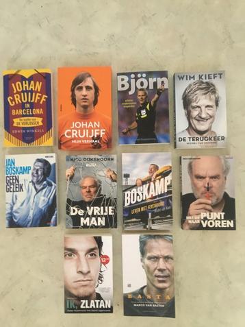 voetbalboeken- Diverse titels ( zie foto) 10 stuks beschikbaar voor biedingen