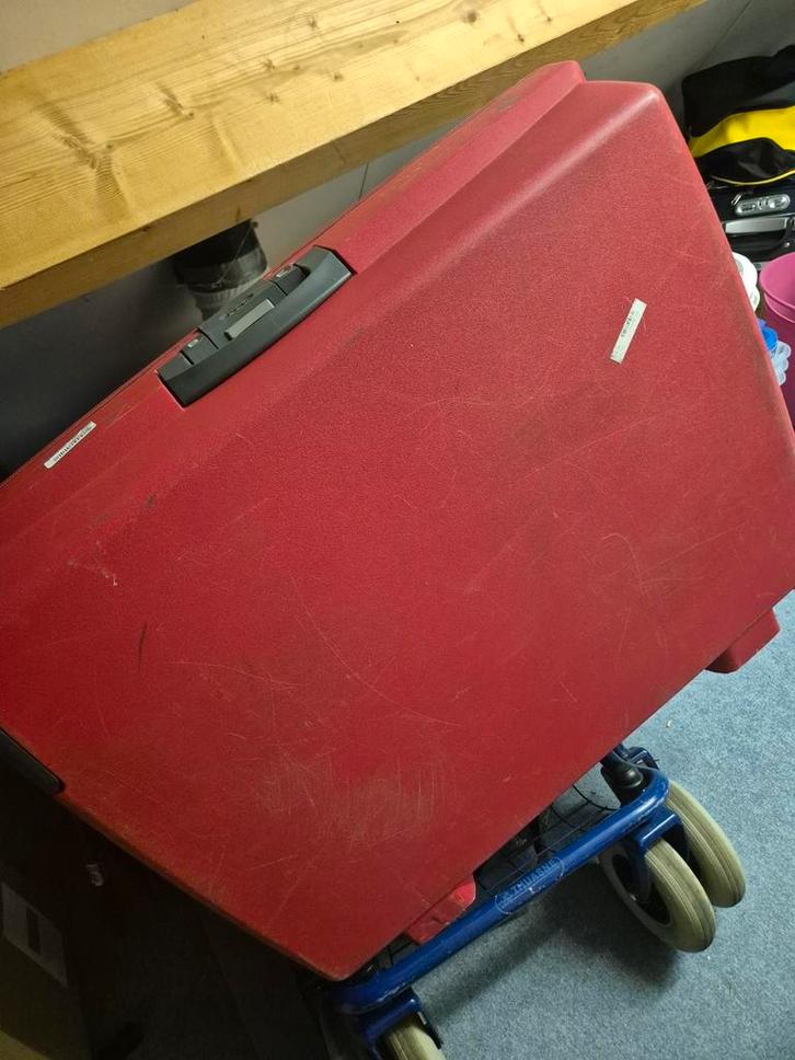 Ruime koffer, koopje!, Motoren, Accessoires | Koffers en Tassen, Gebruikt, Ophalen
