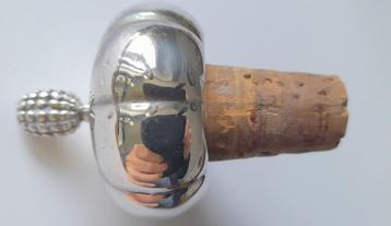 Prachtige flessenstop (Keltum) beschikbaar voor biedingen