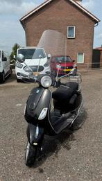 Vespa LX50 4t 2011 geel kenteken, Ophalen, Gebruikt, Maximaal 45 km/u, Benzine