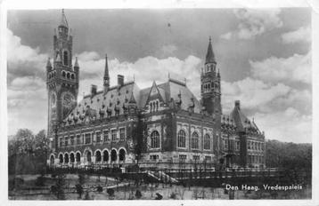 (301-111-023) Den Haag Vredespaleis beschikbaar voor biedingen