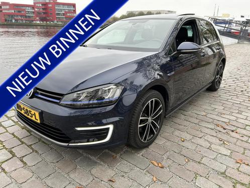 Volkswagen Golf 1.4 TSI GTE panodak navi airco/ecc, Auto's, Volkswagen, Bedrijf, Te koop, Golf, ABS, Airbags, Airconditioning