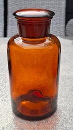 Apothekersfles Vintage

Uit het jaar ca 1930-1950, Antiek en Kunst, Antiek | Glas en Kristal, Ophalen of Verzenden