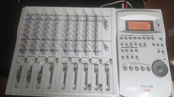 Fostex FD-8 Digitale Multitracker beschikbaar voor biedingen