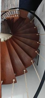 Mooie spiltrap met hardhouten tredes, Doe-het-zelf en Verbouw, Ladders en Trappen, Ophalen, 2 tot 4 meter