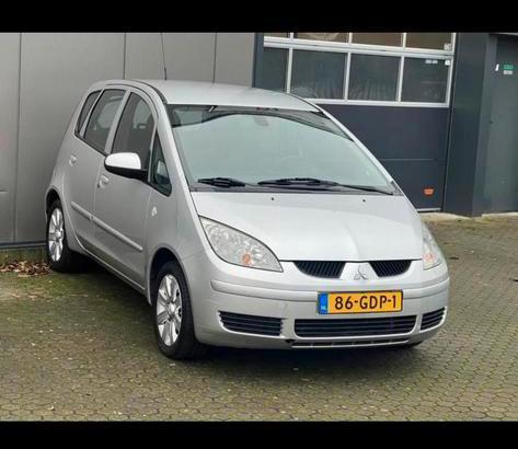 Mitsubishi Colt 1.3 CZ5 AUT 2008 Grijs laag KM, Auto's, Mitsubishi, Particulier, Colt, Benzine, C, Hatchback, Automaat, Origineel Nederlands