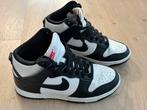 Nike dunk mid Panda, mt 38 (izgst), Ophalen of Verzenden, Zo goed als nieuw, Sneakers of Gympen