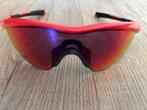 Oakley M Frame XL Zonnebril Rood, Sieraden, Tassen en Uiterlijk, Zonnebrillen en Brillen | Heren, Zonnebril, Ophalen of Verzenden