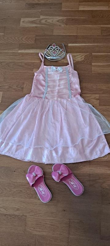 Prinsessenjurkje maat 110, kroontje, schoentjes. beschikbaar voor biedingen