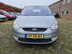 Ford Galaxy 2.0-16V Ghia ✅7-PERSOONS ✅APK DECEMBER 2026, Auto's, Voorwielaandrijving, 145 pk, Gebruikt, Parkeersensor