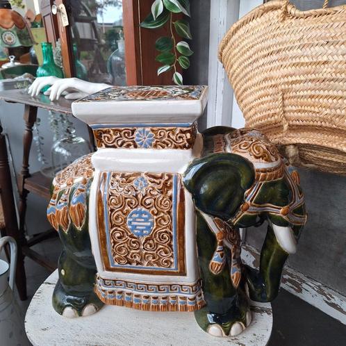 Vintage olifant majolica, Antiek en Kunst, Antiek | Keramiek en Aardewerk, Ophalen