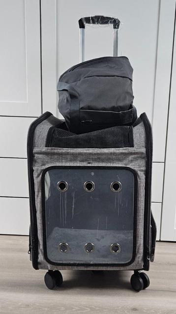 HUISDIERENDRAGER/-RUGZAK MET WIELEN te koop beschikbaar voor biedingen