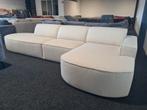 Nieuwe trendy mega hoekbank loungebank beige structuurstof, Huis en Inrichting, Banken | Bankstellen, Ophalen of Verzenden, Nieuw