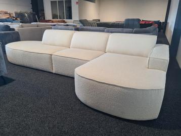 Nieuwe trendy mega hoekbank loungebank beige structuurstof  beschikbaar voor biedingen