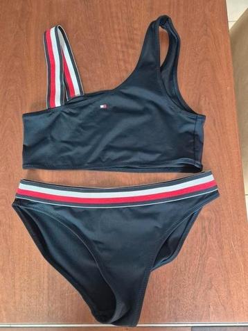Tommy Hilfiger badkleding 12-14 / 14-16 beschikbaar voor biedingen