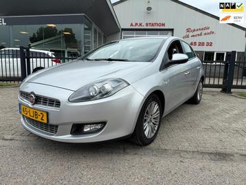 Fiat Bravo 1.4 T-Jet Dynamic * Automaat * NAP * APK tot 05-2 beschikbaar voor biedingen