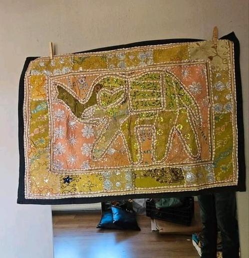 Wandkleed olifant hand gemaakt uit india met antieke stoffen, Huis en Inrichting, Woonaccessoires | Wanddecoraties, Zo goed als nieuw