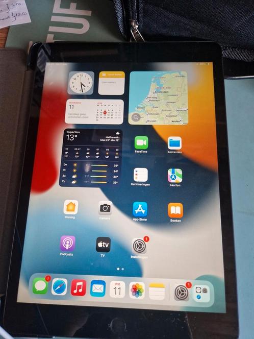 Apple Ipad 9e generatie met beschermhoes. Als nieuw., Computers en Software, Apple iPads, Zo goed als nieuw, Apple iPad, 10 inch