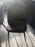 4 Eetkamerstoelen te koop – Grijs met zwarte poten, Ophalen of Verzenden, Zo goed als nieuw, Grijs, Vijf, Zes of meer stoelen