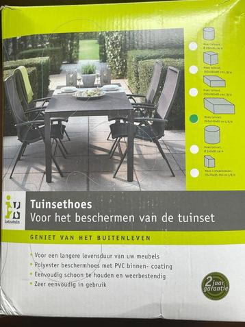 Hoes Tuinset beschikbaar voor biedingen
