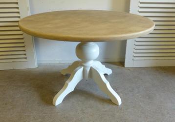 Prachtige witte landelijke ronde eettafel 120 cm beschikbaar voor biedingen