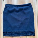 Rok Marc Cain - Zwart 100% wol - N5 / maat 40, Kleding | Dames, Rokken, Maat 38/40 (M), Zwart, Ophalen of Verzenden, Zo goed als nieuw