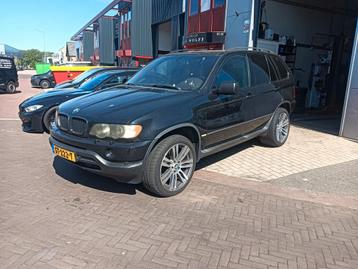 BMW X5 4.4 I AUT 2000 Zwart lpg  beschikbaar voor biedingen