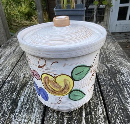 Leuke Retro Aardewerk Pot met Deksel - vintage retro germany, Verzamelen, Retro, Huis en Inrichting, Ophalen of Verzenden