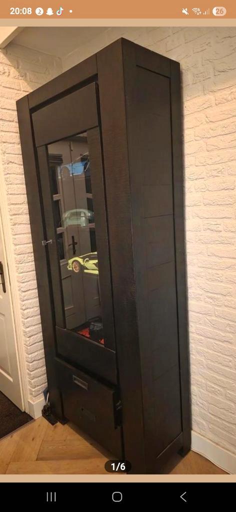 Vitrinekast met glazen deur + spotlight, Huis en Inrichting, Kasten | Vitrinekasten, Zo goed als nieuw, 200 cm of meer, 50 tot 100 cm