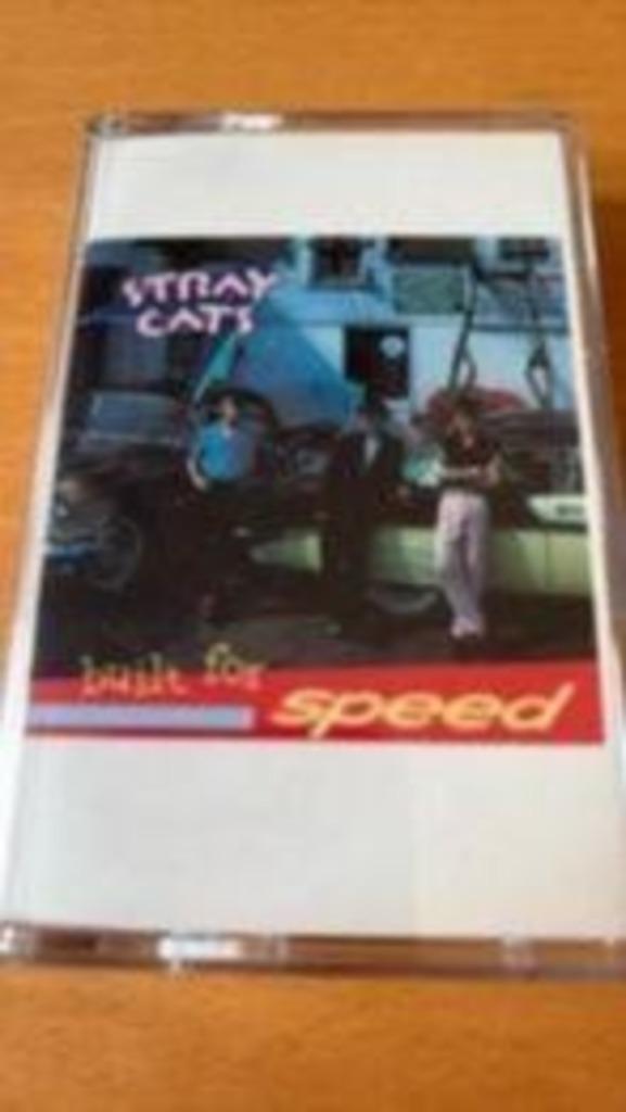 Stray Cats muziek cassette Built for speed 12 tracks Dolby, Cd's en Dvd's, Cassettebandjes, Gebruikt, Origineel, Pop, 1 bandje