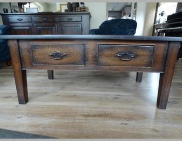 Salontafel beschikbaar voor biedingen