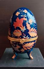 Vintage Chintz Egg Shaped Ceramic Trinket Box, Antiek en Kunst, Ophalen of Verzenden